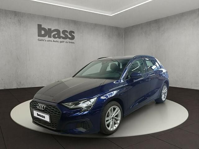 Gebraucht Audi A3 Basis 150 PS (110 kW) 2022 Blau Limousine