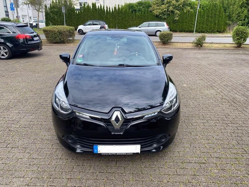 Schwarz Gebraucht 2016 Renault Clio IV LIMITED Kleinwagen | 6.100 € (Fairer Preis) - Bild 1/4