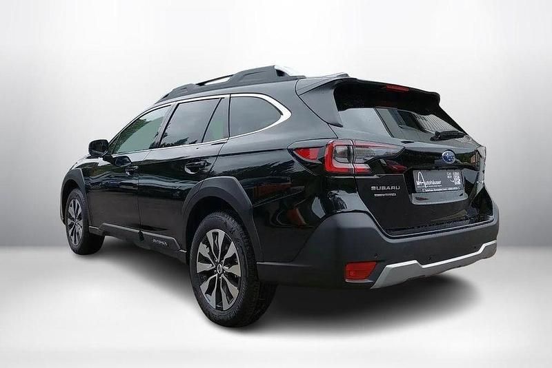 Neu Subaru Outback Platinum 169 PS (124 kW) 2025 Schwarz SUV