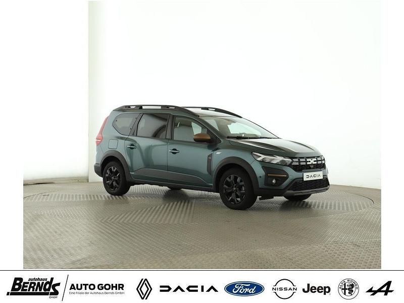 Gebraucht Dacia Jogger Extreme 110 PS (80 kW) 2024 Grün Van / Kleinbus