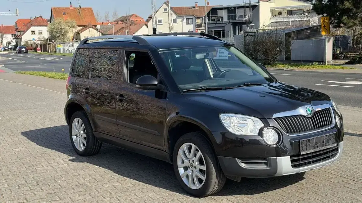 Gebraucht Skoda Yeti Ambition 110 PS (80 kW) 2013 Schwarz SUV