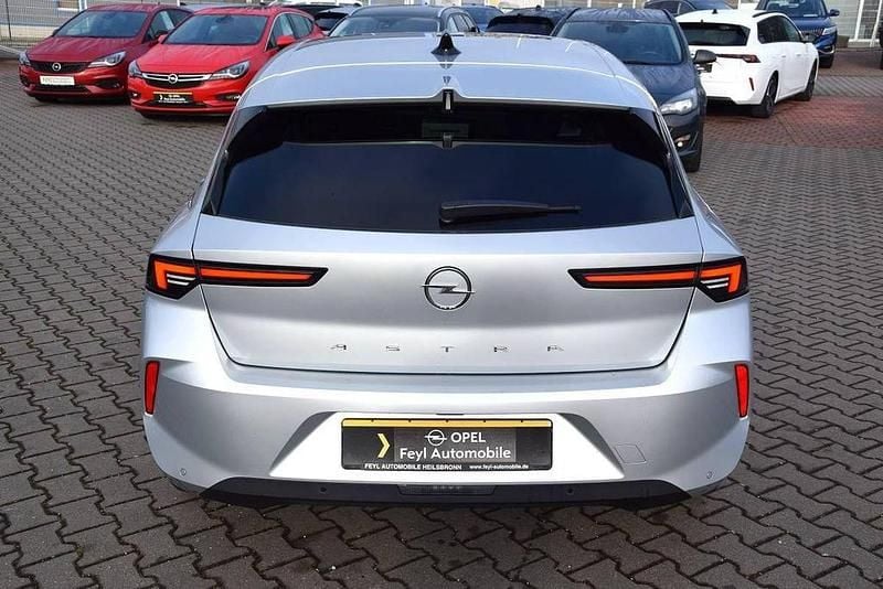 Neu Opel Astra Edition 110 PS (80 kW) 2025 Silber Limousine