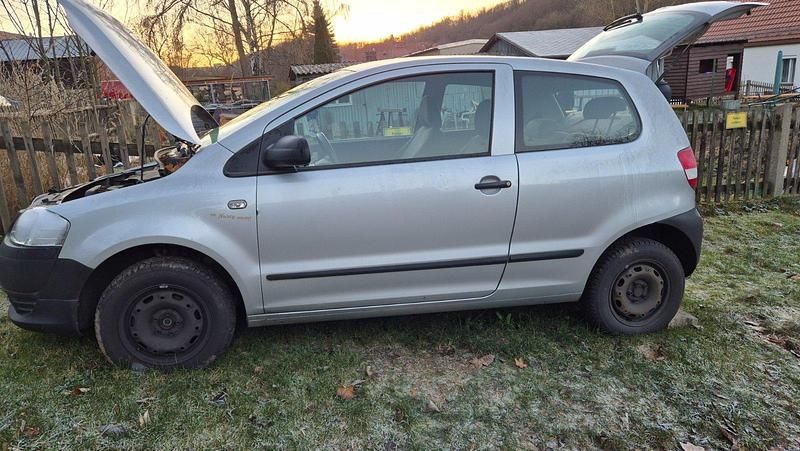 Gebraucht VW Fox 75 PS (55 kW) 2006 Grau Kleinwagen
