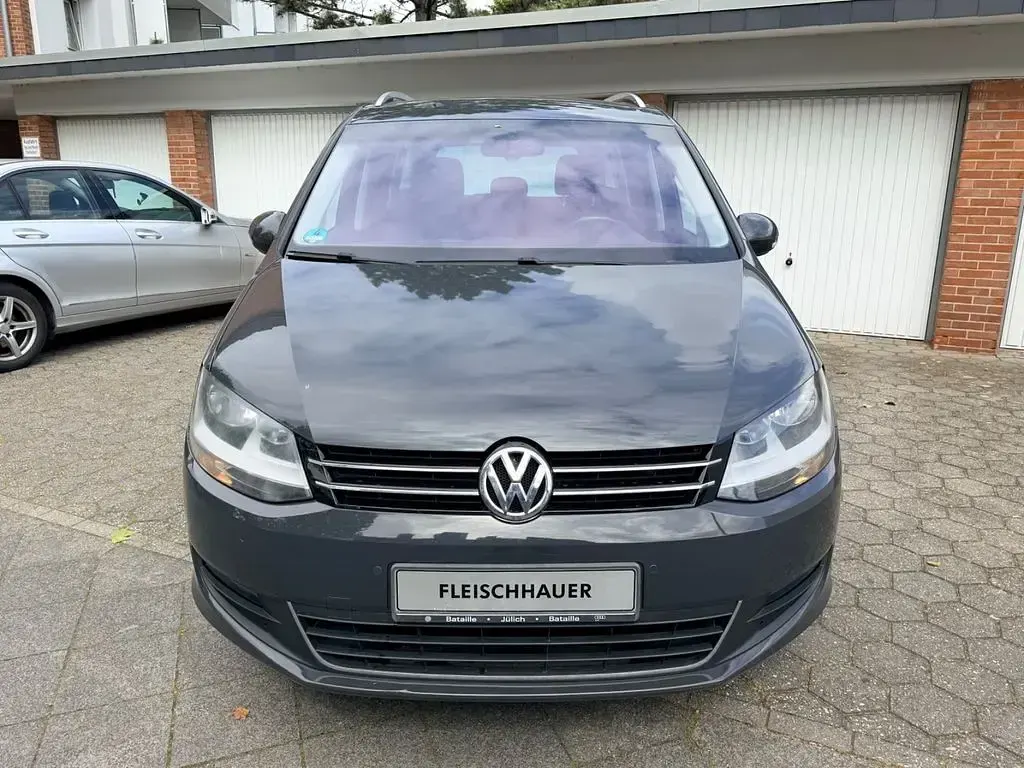 Gebraucht VW Sharan S 140 PS (102 kW) 2013 Grau Van / Kleinbus