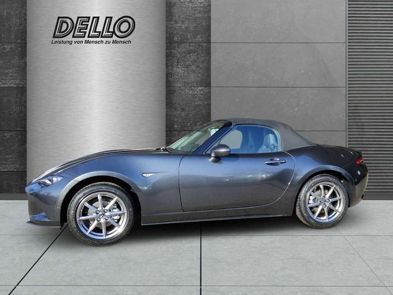 Neu Mazda MX5 Exclusive-Line 132 PS (97 kW) 2026 Machine grey Cabrio