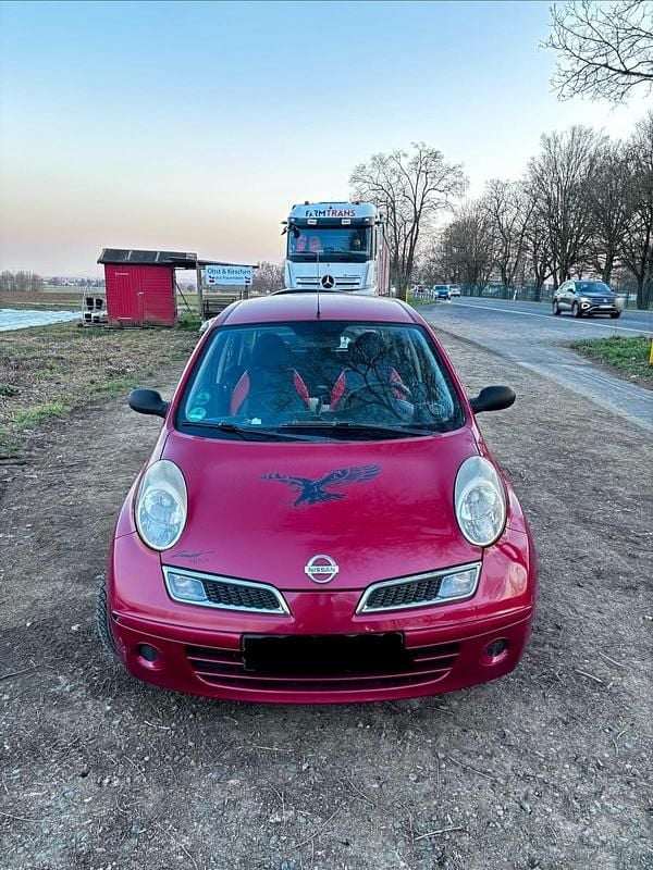 Gebraucht Nissan Micra 65 PS (47 kW) 2009 Rot Limousine