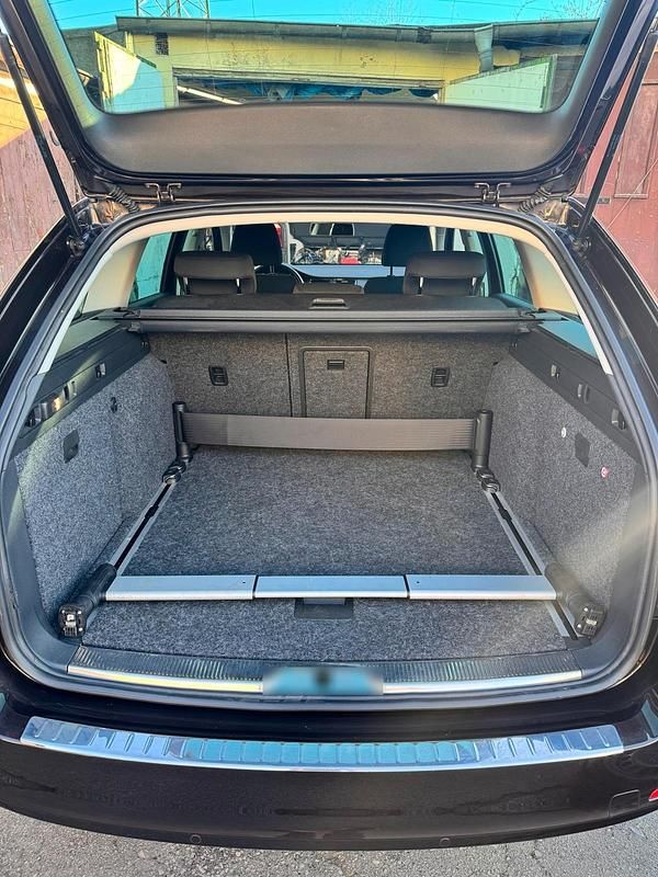 Gebraucht Skoda Superb 125 PS (91 kW) 2012 Kombi