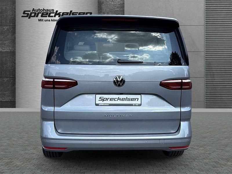 Neu VW Multivan Life 150 PS (110 kW) 2025 Silber Van