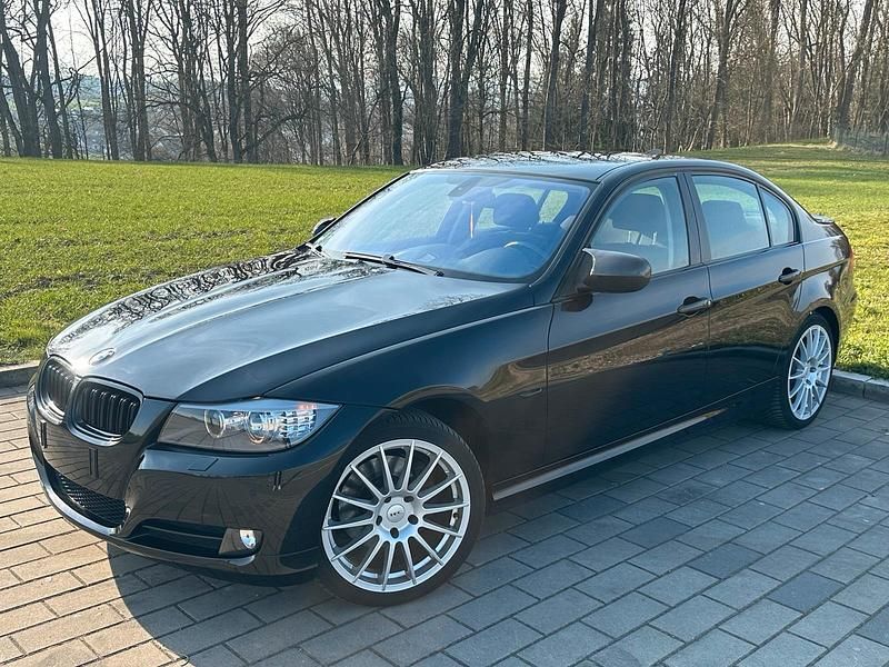 Gebraucht BMW 320 Shadowline 177 PS (130 kW) 2008 Schwarz Limousine