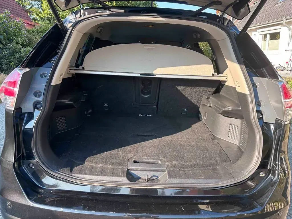 Gebraucht Nissan X-Trail Acenta 131 PS (96 kW) 2015 Schwarz SUV