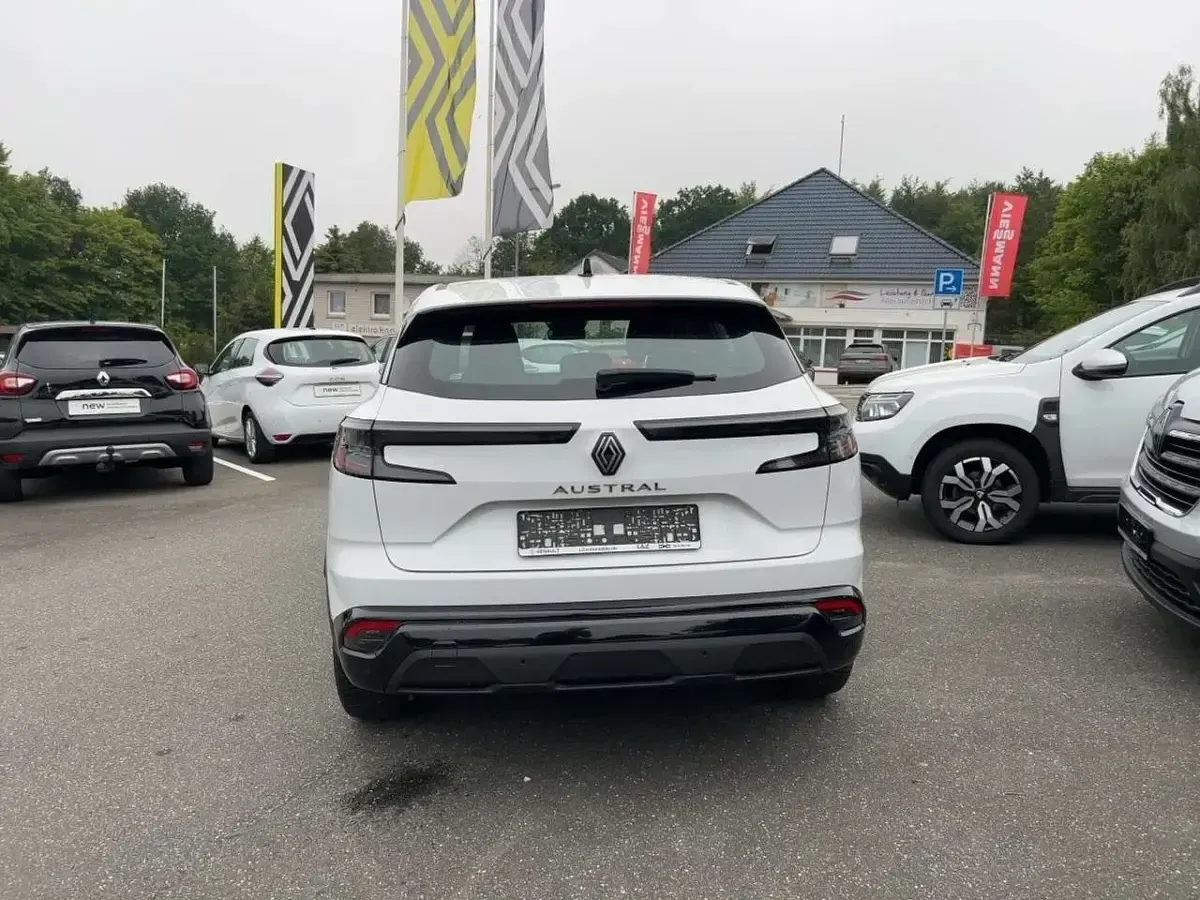 Usado Renault Austral Equilibre 140 CV (102 kW) 2023 Blanco SUV
