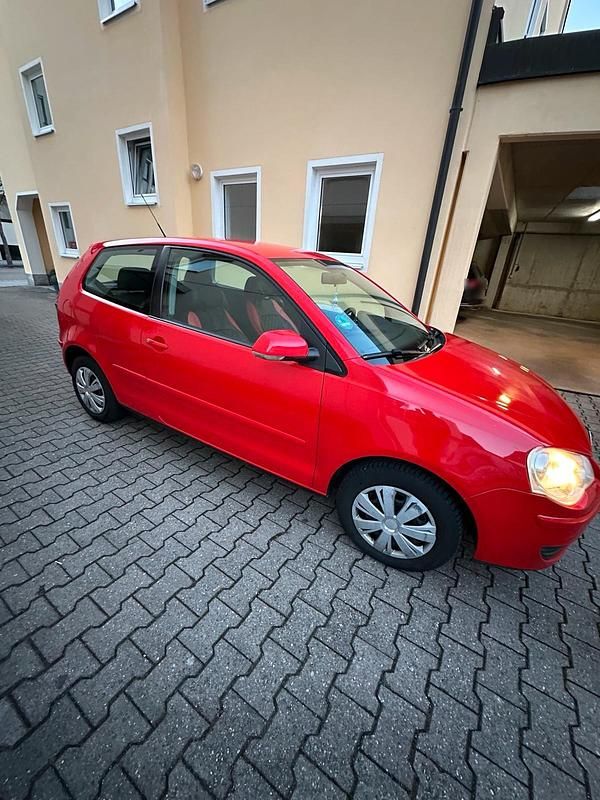 Gebraucht VW Polo 60 PS (44 kW) 2006 Rot Kleinwagen