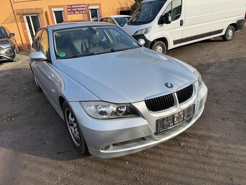 Gebraucht BMW 318 Sport Line 129 PS (94 kW) 2007 Grau Limousine