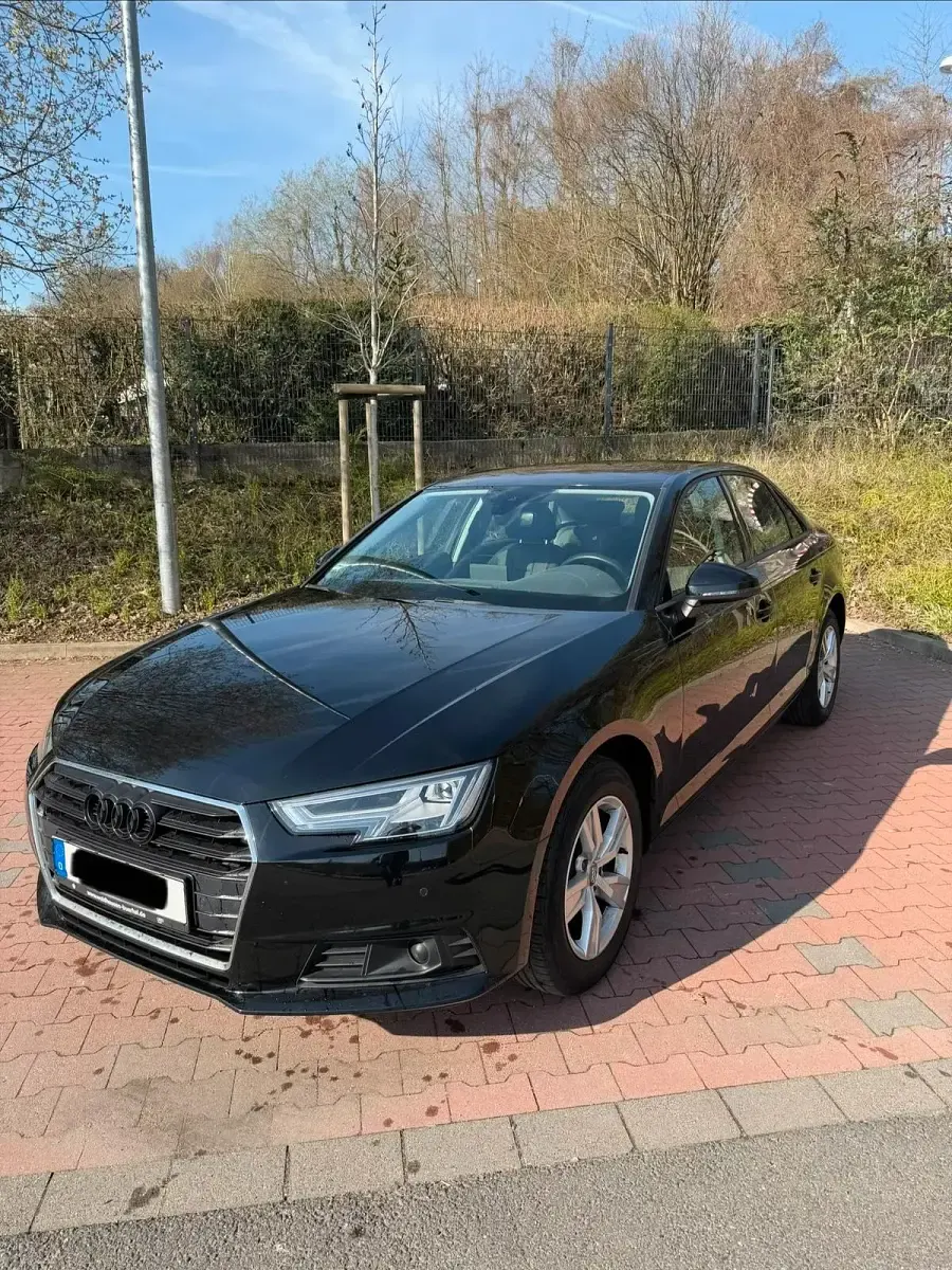Gebraucht Audi A4 150 PS (110 kW) 2017 Schwarz Limousine