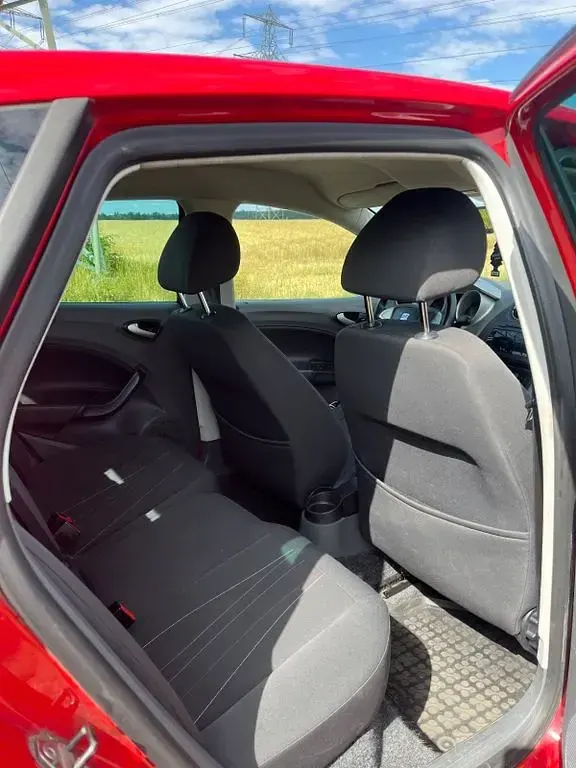 Gebraucht Seat Ibiza Copa 69 PS (50 kW) 2011 Rot Limousine