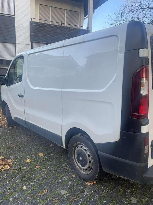 Gebraucht Opel Vivaro 90 PS (66 kW) 2015 Weiß Van / Kleinbus