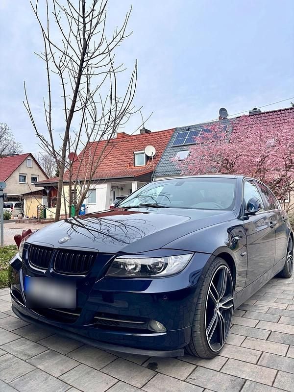 Second-hand BMW 325 218 CP (160 kW) 2005 Berlinǎ
