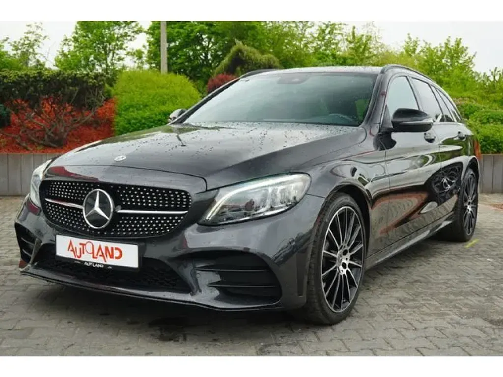 Gebraucht Mercedes C300 AMG 245 PS (180 kW) 2020 Graphitgrau metallic (metallic) Kombi