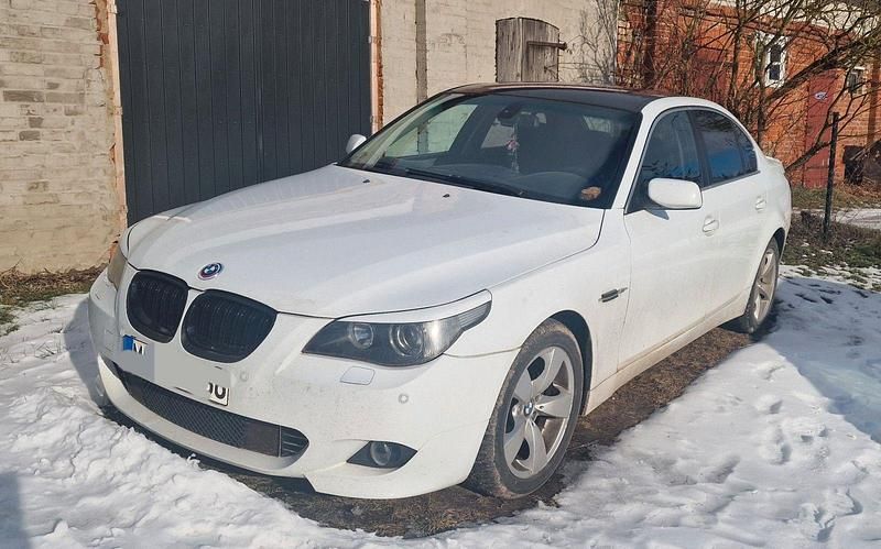 Gebraucht BMW 520 170 PS (125 kW) 2003 Weiß Limousine