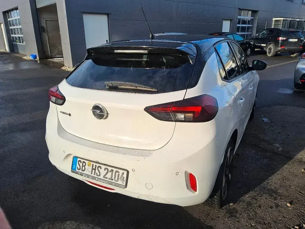 Gebraucht Opel Corsa-e Edition 100 kW (136 PS) 2022 Weiß Kleinwagen