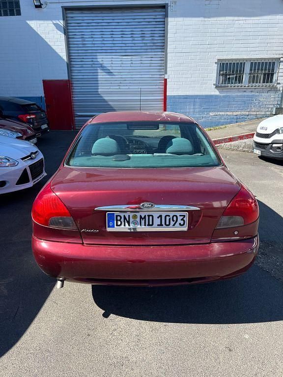 Gebraucht Ford Mondeo 131 PS (96 kW) 1999 Rot Limousine