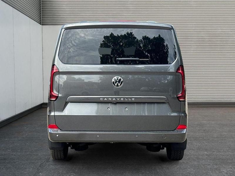Neu VW T7 Style 150 PS (110 kW) 2026 Grau Van