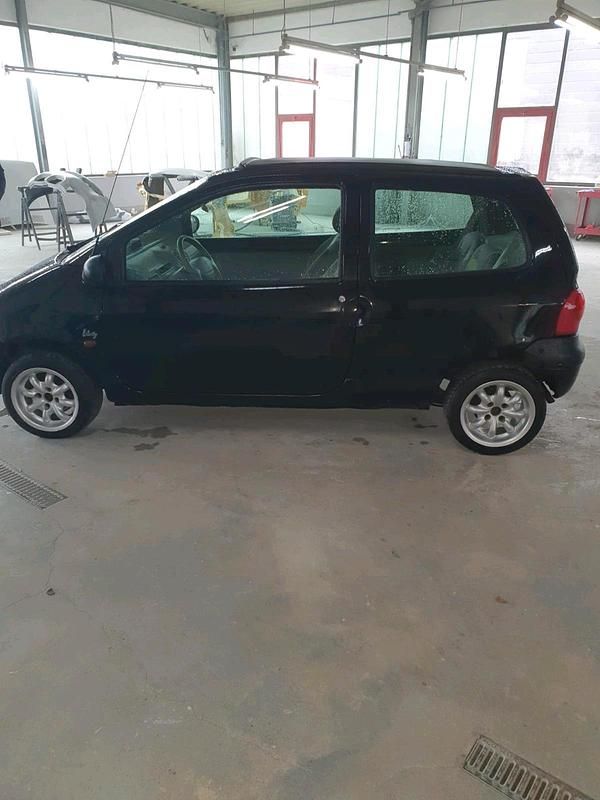 Usata Renault Twingo 58 CV (42 kW) 1999 Nero Utilitaria