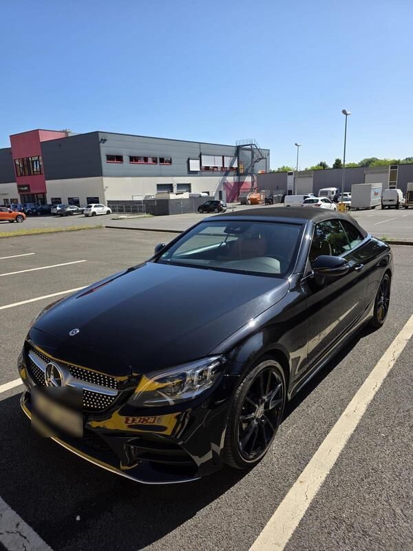 Schwarz Gebraucht 2019 Mercedes C300 Cabrio | 40.000 € (Teuer) - Bild 1/4