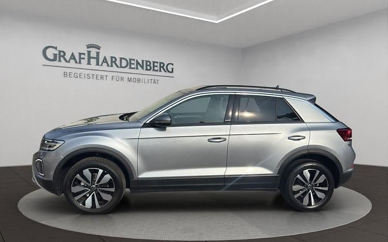 Gebraucht VW T-Roc Move 150 PS (110 kW) 2024 Silber SUV