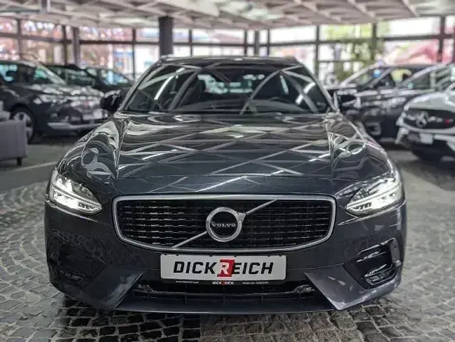 Gebraucht Volvo V90 R-Design 190 PS (139 kW) 2019 Grau Kombi