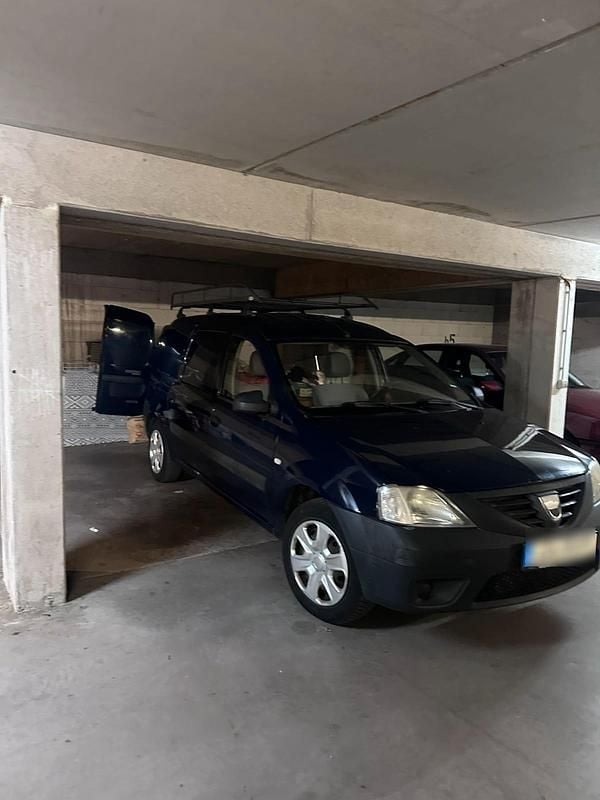 Blau Gebraucht 2009 Dacia Logan Limousine | 2.300 € (Fairer Preis) - Bild 1/4