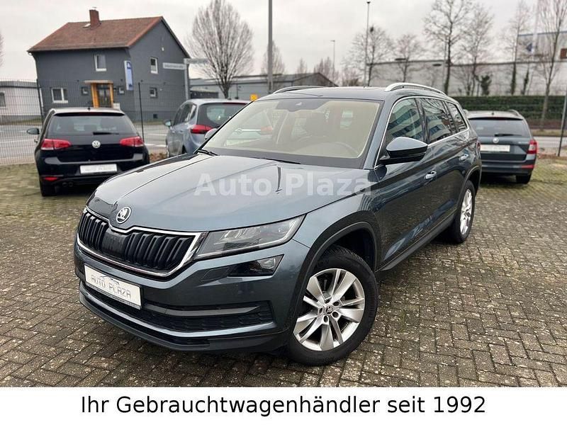 Grau Gebraucht 2017 Skoda Kodiaq Business Line SUV | 18.490 € (Fairer Preis) - Bild 1/4
