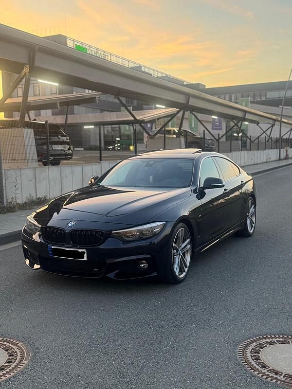 Schwarz Gebraucht 2017 BMW 430 M Sport Coupé | 24.450 € (Fairer Preis) - Bild 1/4