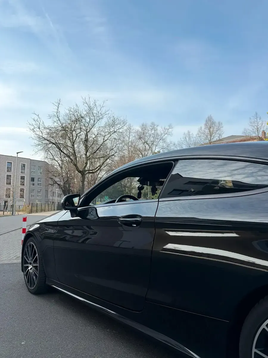 Gebraucht Mercedes C43 AMG AMG 194 PS (142 kW) 2018 Schwarz Coupé