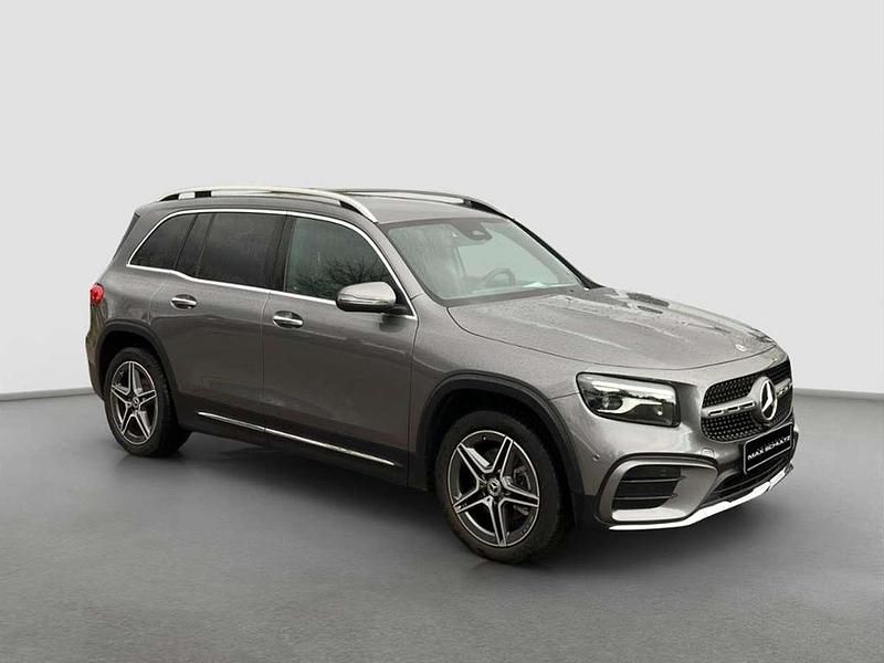 Gebraucht Mercedes GLB200 AMG 150 PS (110 kW) 2025 Grau SUV
