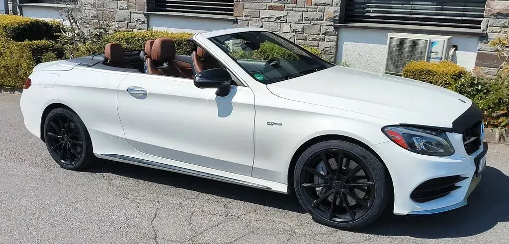 Gebraucht Mercedes C43 AMG AMG 367 PS (269 kW) 2018 Weiß Cabrio