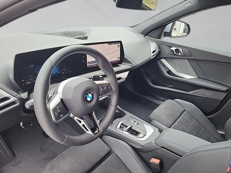 Neu BMW 120 Efficient Dynamics 156 PS (114 kW) 2025 Skyscraper grau metallic Kleinwagen