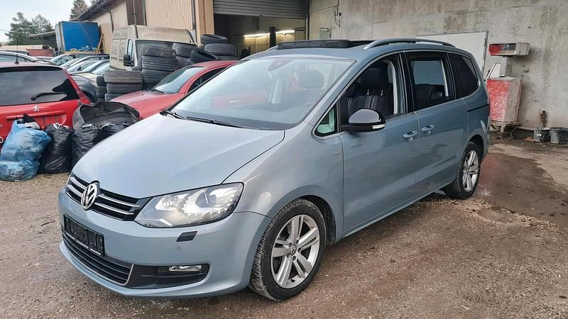 Blau Gebraucht 2012 VW Sharan Van / Kleinbus | 6.700 € (Superpreis) - Bild 1/4