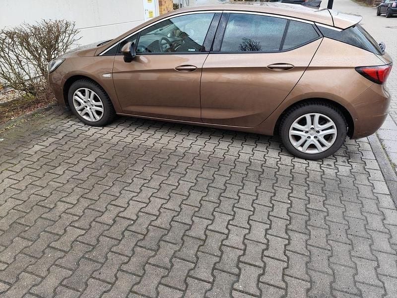 Gebraucht Opel Astra Innovation 150 PS (110 kW) 2016 Braun Limousine