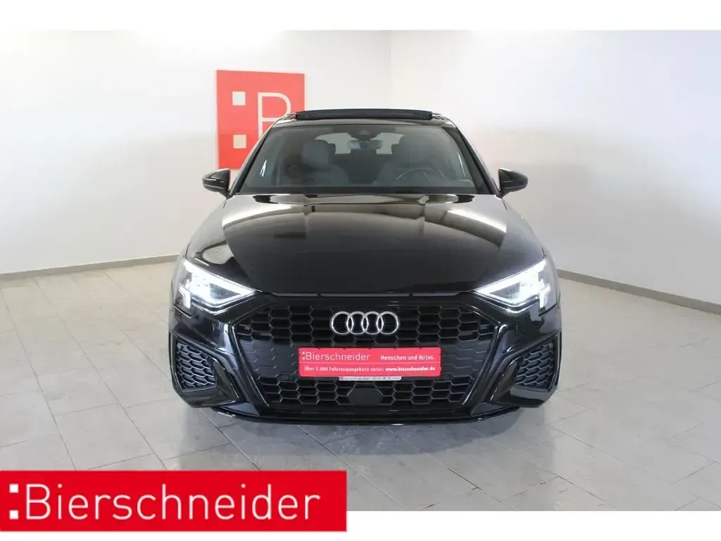 Gebraucht Audi A3 S-Line 150 PS (110 kW) 2023 Schwarz Limousine