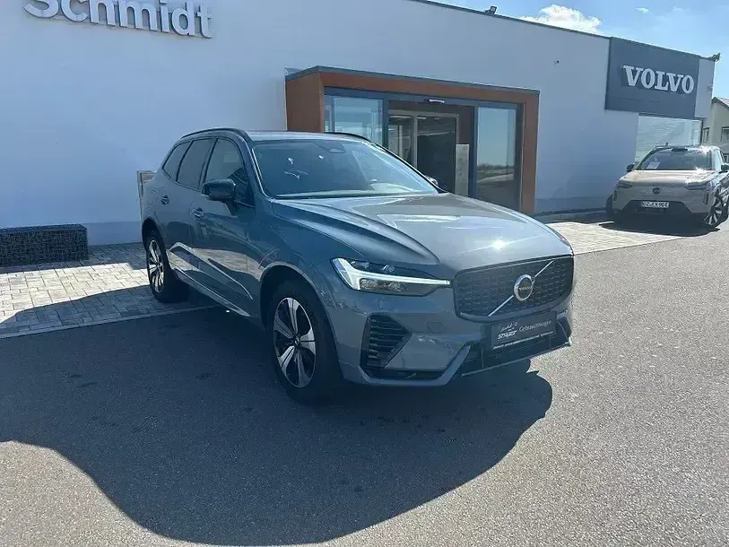 Gebraucht Volvo XC60 Plus 349 PS (256 kW) 2024 Thunder grey metallic SUV