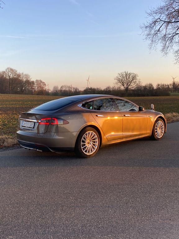 Gebraucht Tesla Model S 309 kW (421 PS) 2016 Grau Kleinwagen