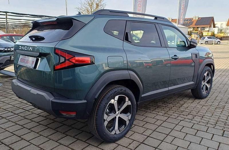Neu Dacia Duster Journey 101 PS (74 kW) 2025 Zederngrün SUV