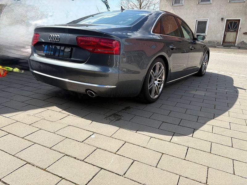 Usata Audi A8 Ambiente 250 CV (183 kW) 2012 Grigio Berlina