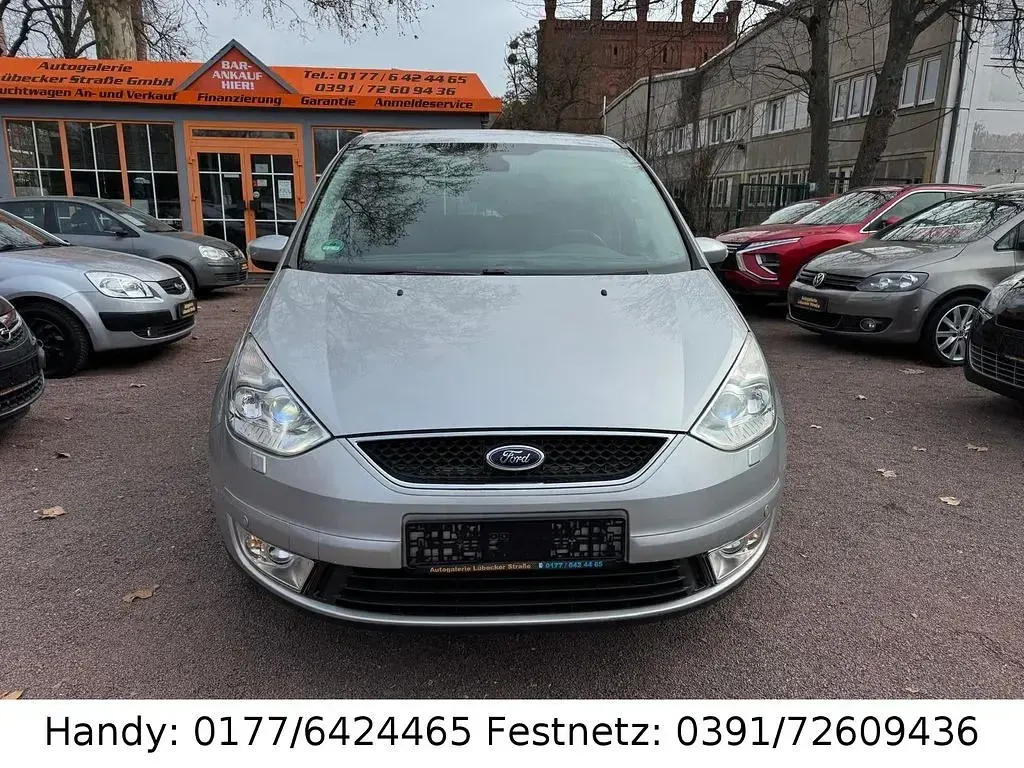 Używany Ford Galaxy Ghia 140 KM (102 kW) 2007 Szary Minivan