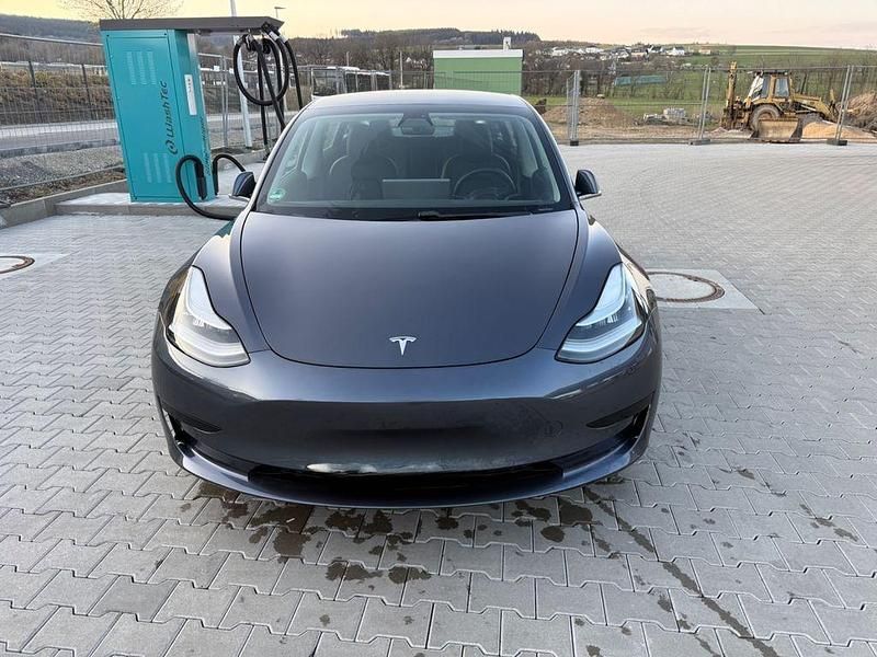 Gebraucht Tesla Model 3 Standard Range Plus 239 kW (325 PS) 2020 Grau Limousine