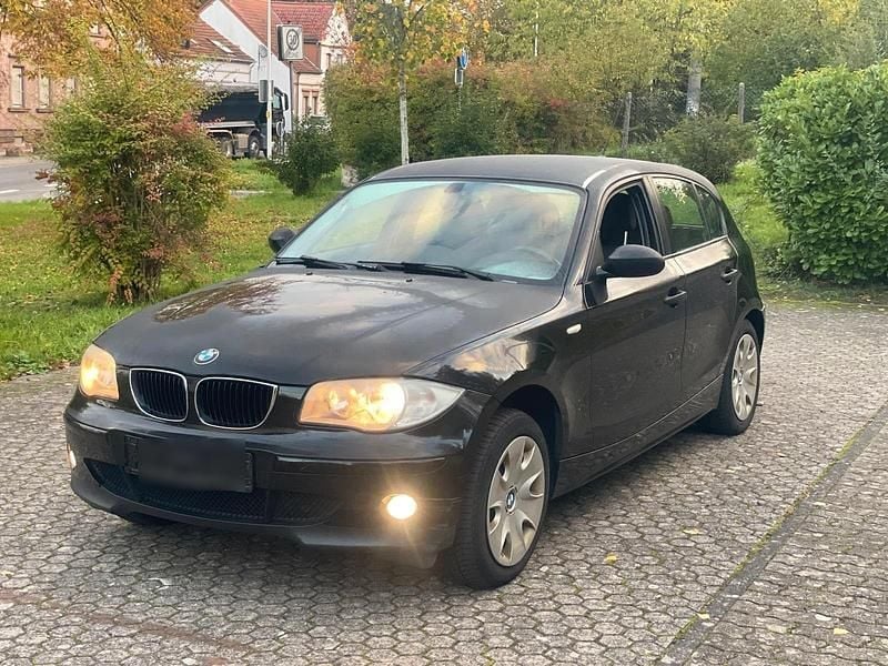 Schwarz Gebraucht 2006 BMW 116 Kleinwagen | 2.250 € (Fairer Preis) - Bild 1/4