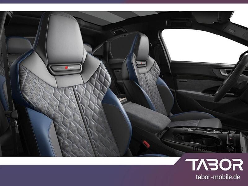 Gebraucht Audi A5 Ambiente 204 PS (150 kW) 2024 Arkonaweiß Coupé