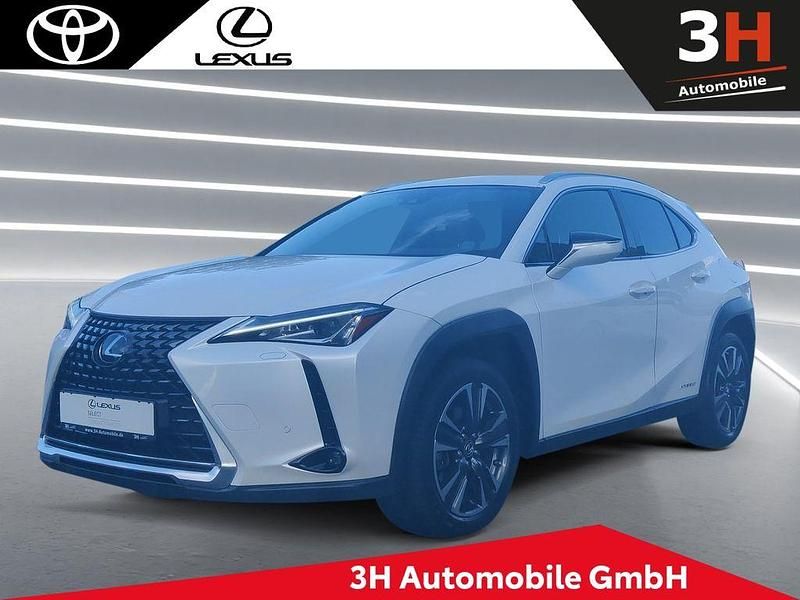 Weiß Gebraucht 2020 Lexus UX 250h SUV | 23.490 € (Fairer Preis) - Bild 1/4