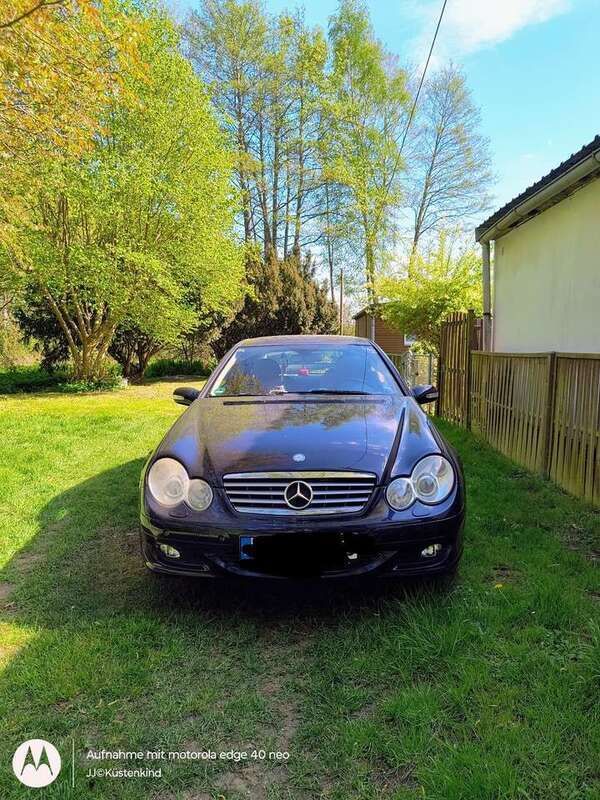 Blau Gebraucht 2007 Mercedes C180 Coupé | 3.000 € (Fairer Preis) - Bild 1/4